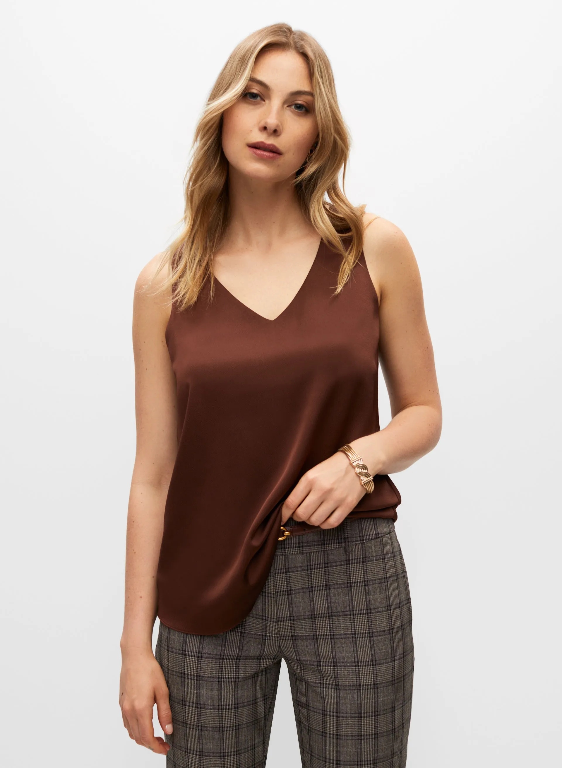 Essential Sleeveless Blouse