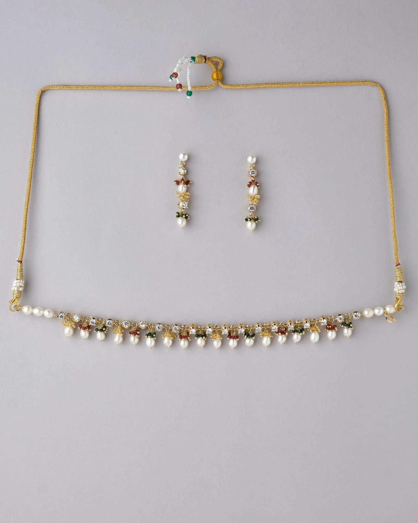 Exquisite Pearl Necklace Set