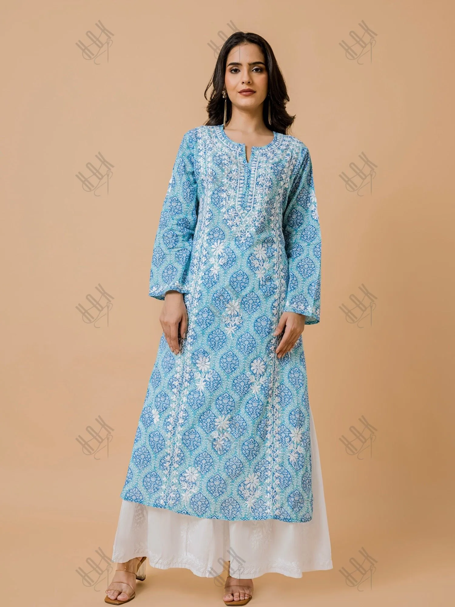 Fizaa Chikankari Kurta in Mul cotton in Blue Print