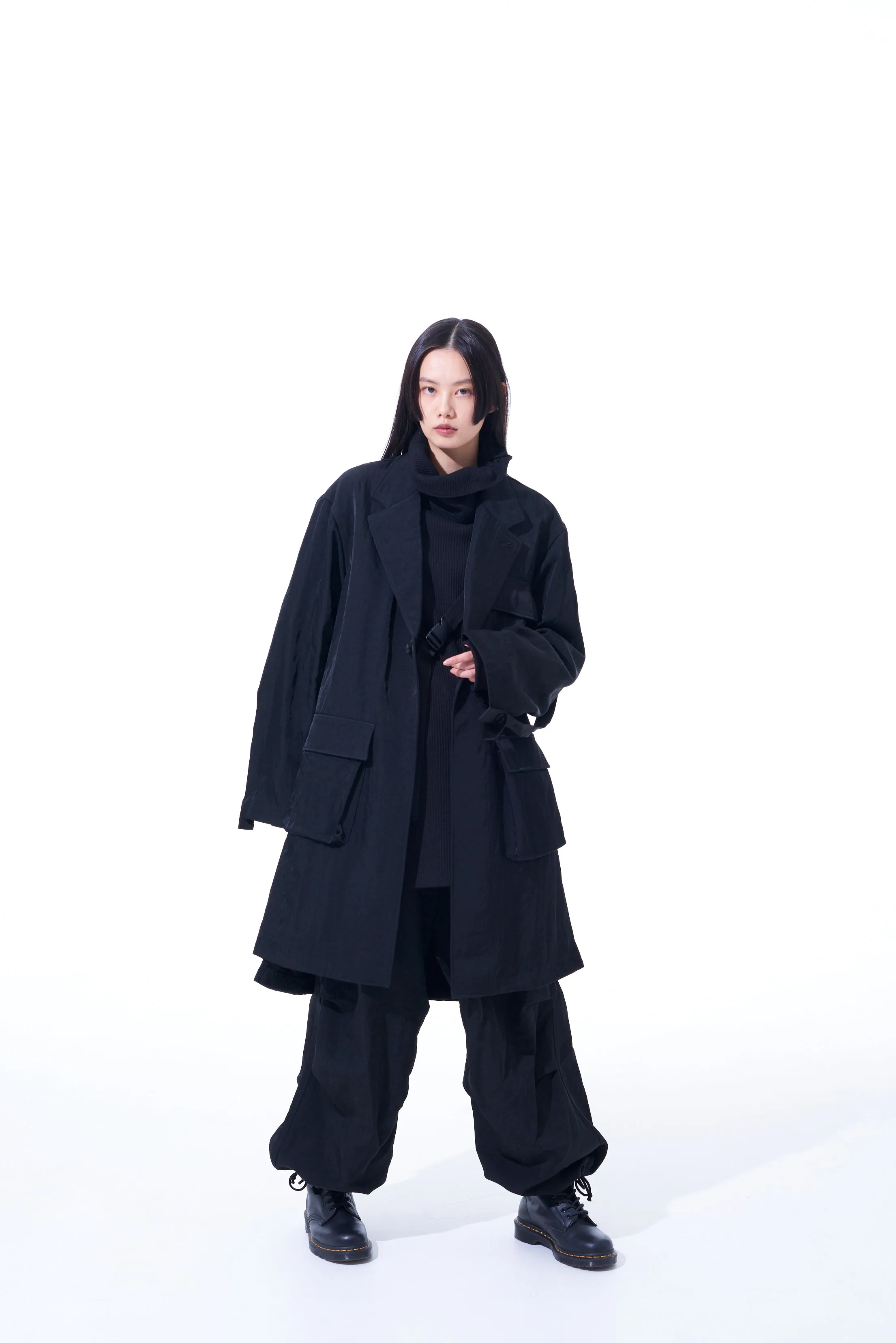 WASHED HIGH-DENSITY NYLON TWILL LONG JACKET WITH MULTIPLE POCKETS